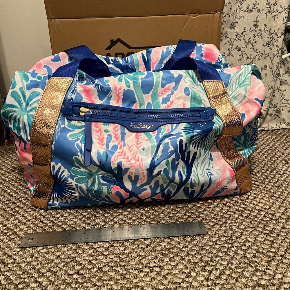 Lilly Pulitzer duffle - Picture 1 of 4